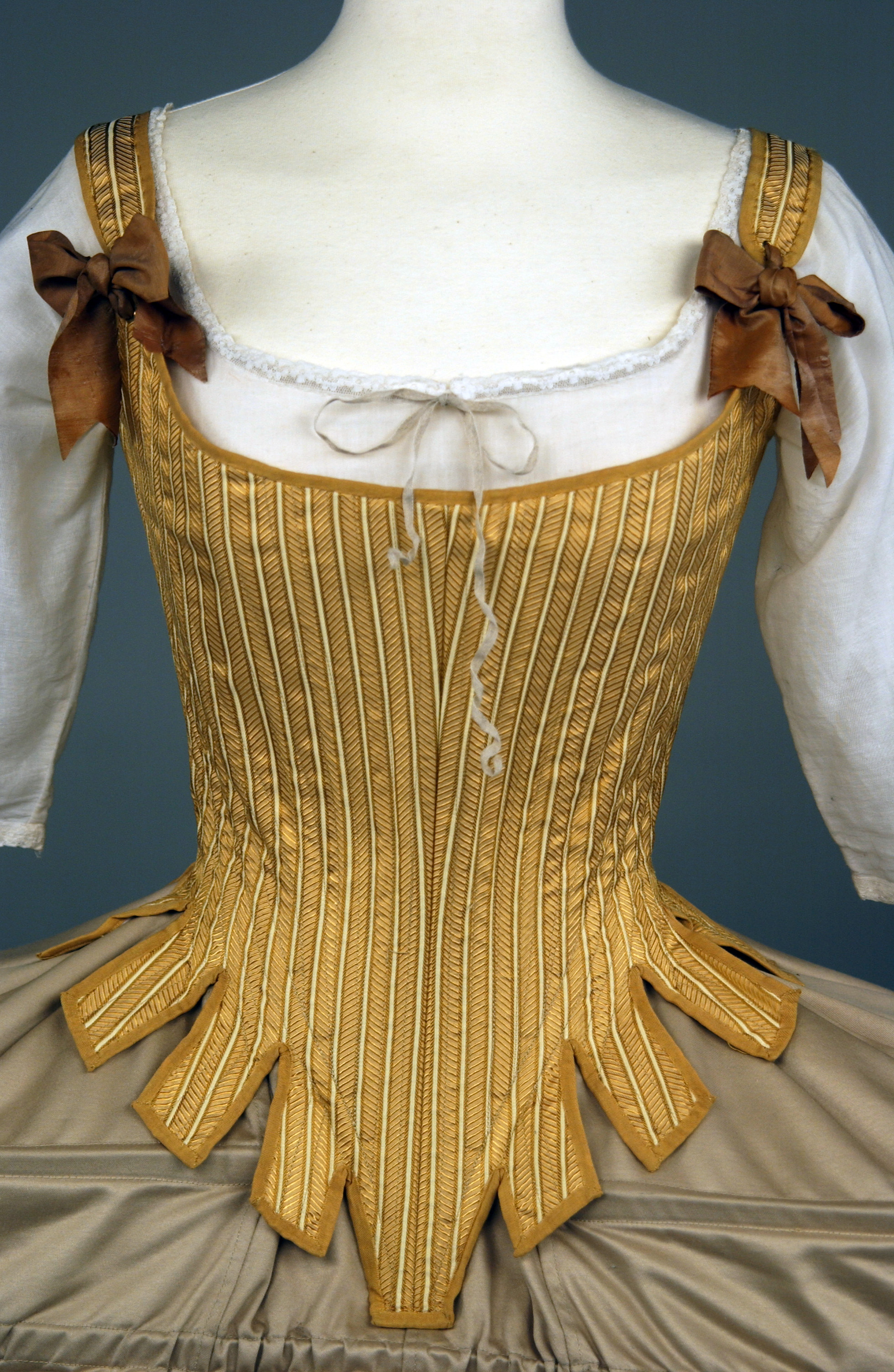 Evil Dressmaker Blog Archive DIY 1740 luvun Kureliivi DIY 1740 